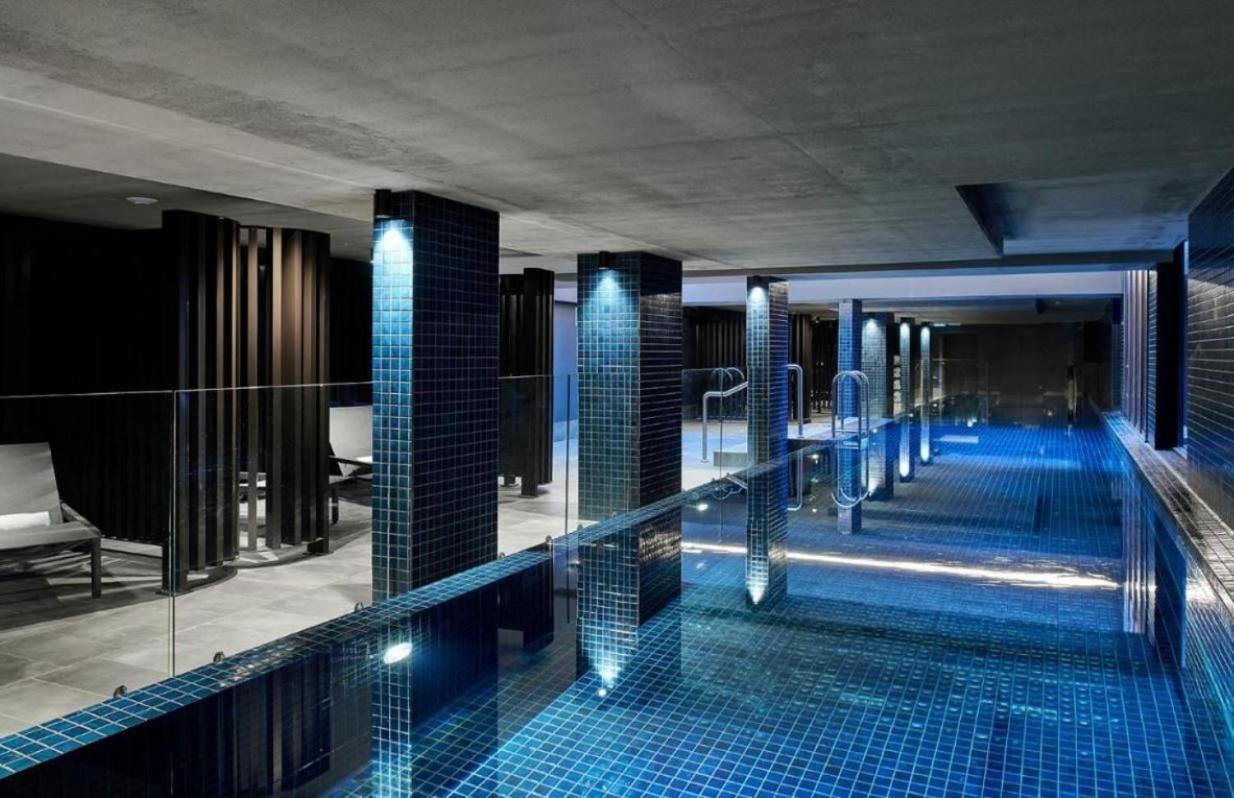 2 Bed 2 Bath Luxury Apartment In Braddon Canberra - Free Heated Pool, Gym, Parking Eksteriør bilde
