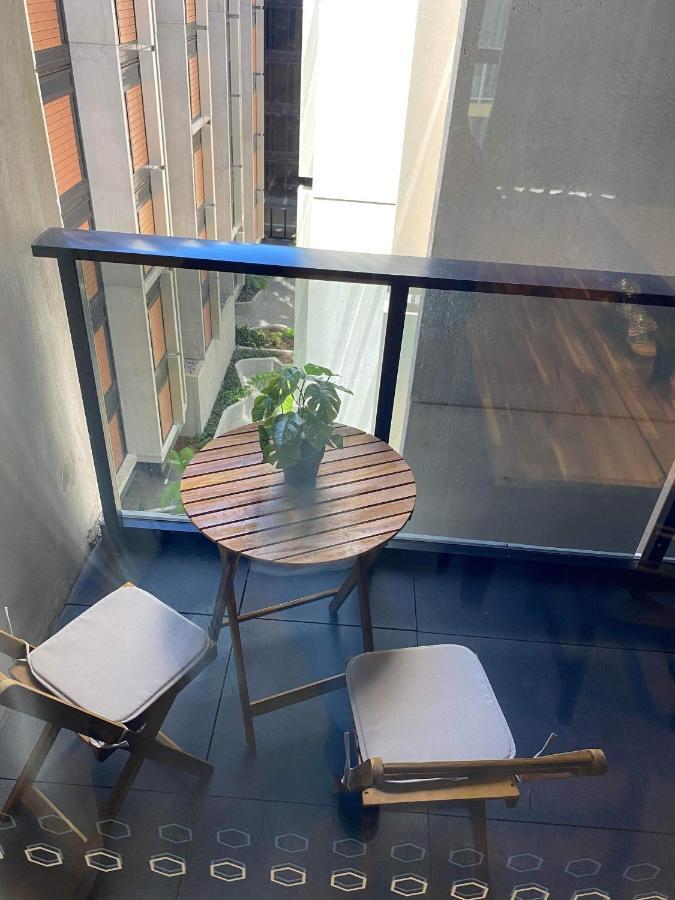 2 Bed 2 Bath Luxury Apartment In Braddon Canberra - Free Heated Pool, Gym, Parking Eksteriør bilde